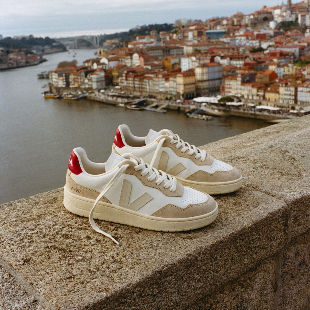 V-90 Leather White Pekin Man