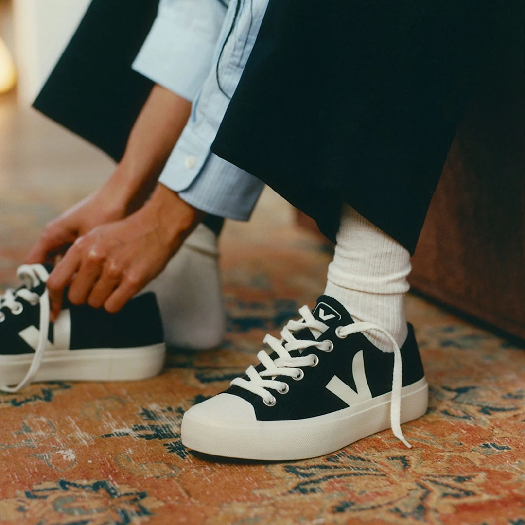 Wata II Low Canvas Black Man