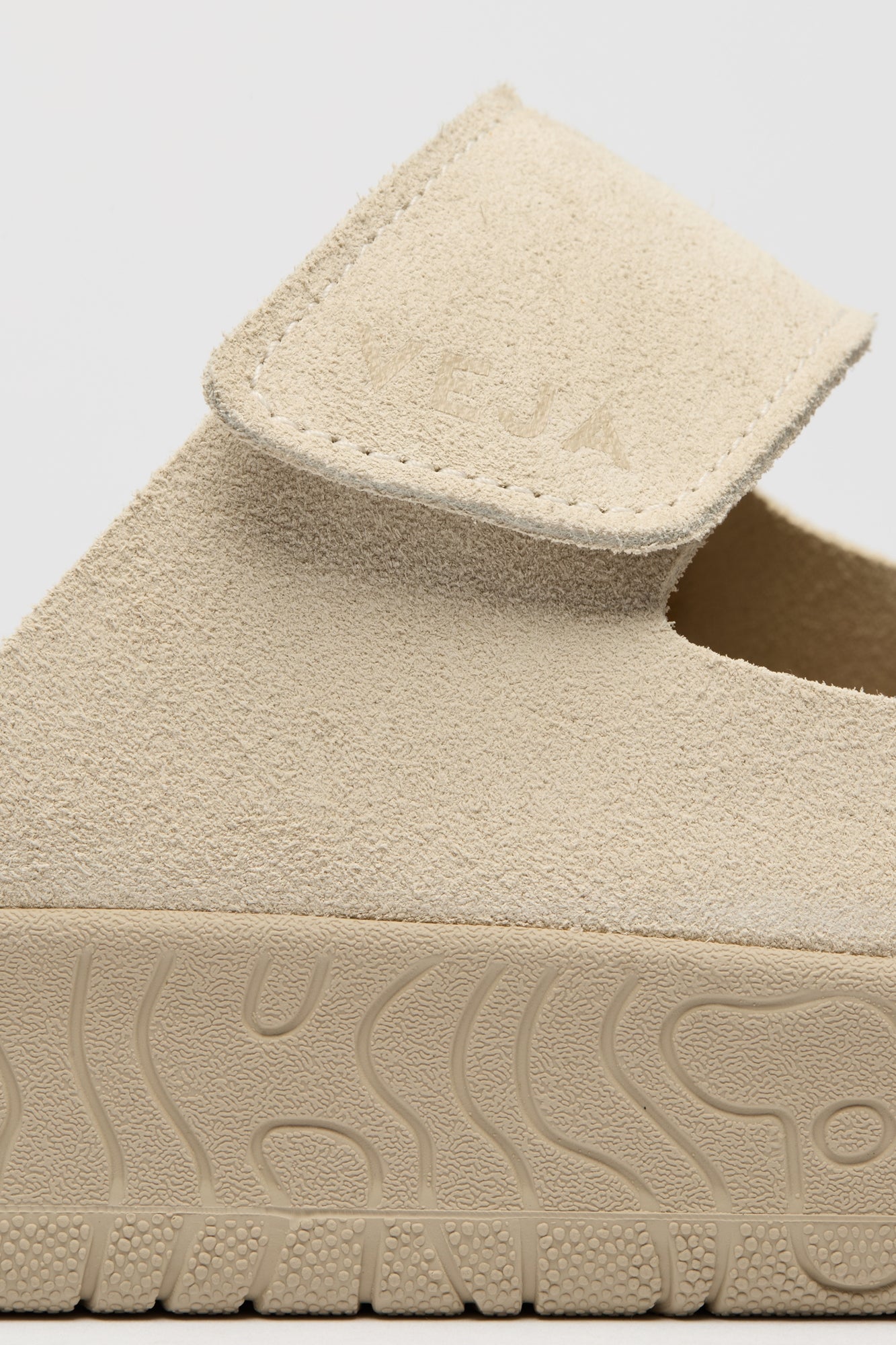 Etna Suede Pierre Almond Woman