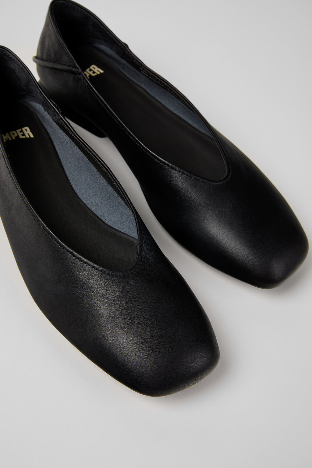 Casi Myra Black Leather