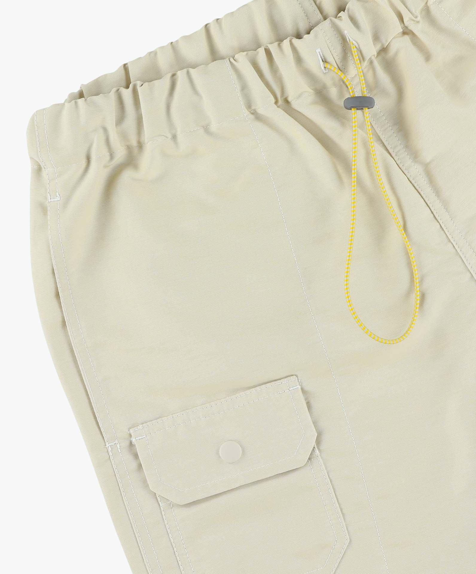Doppler Effect Shorts Cream