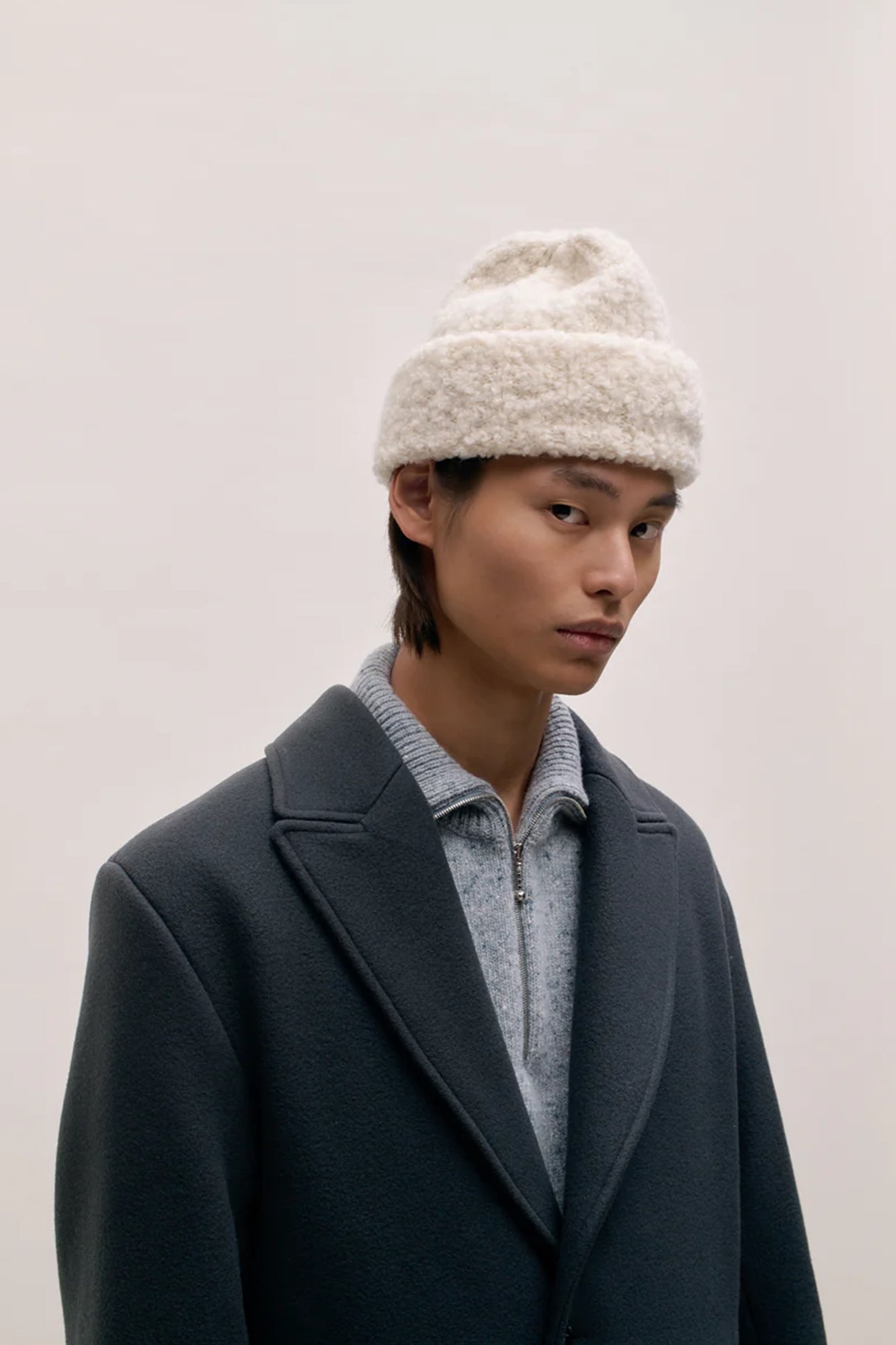 Batu Boucle Beanie Off-white