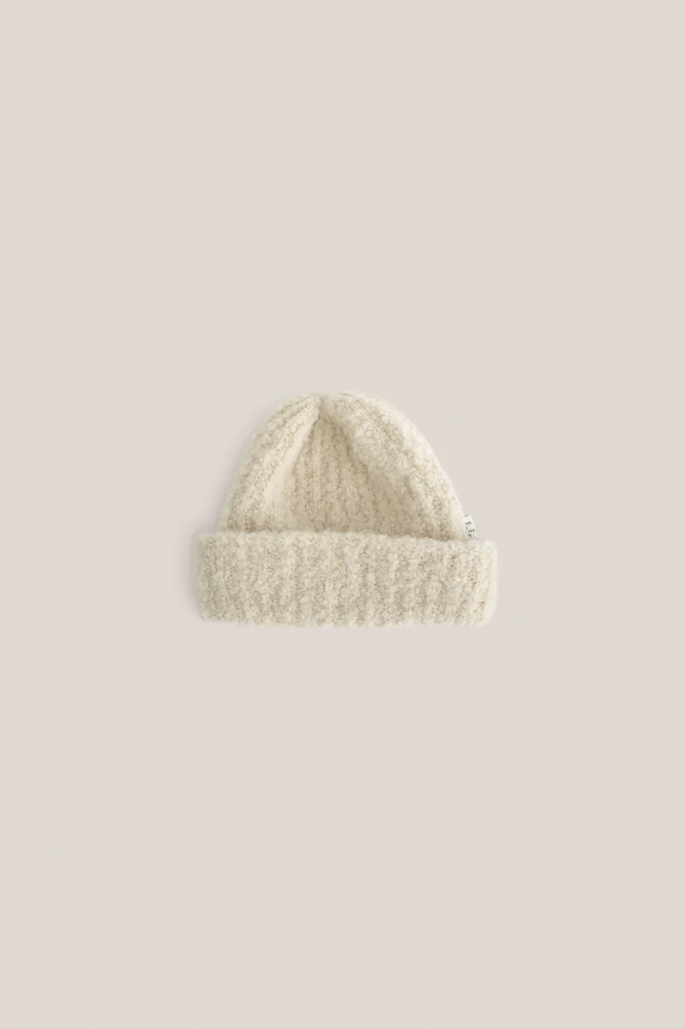 Batu Boucle Beanie Off-white