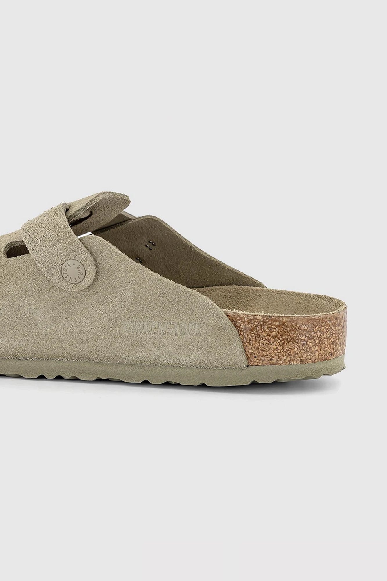Boston Suede Faded Khaki Man