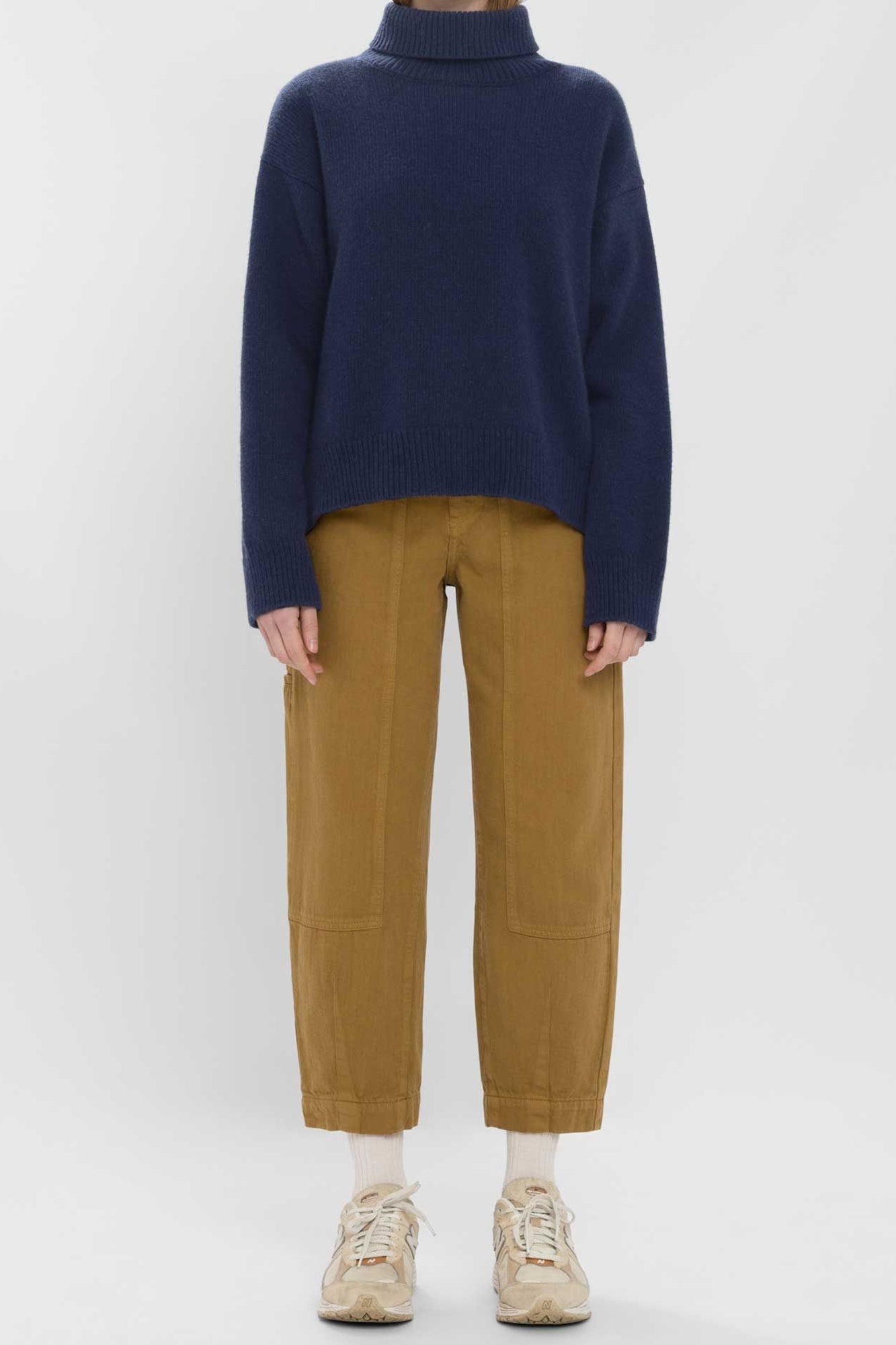 Isla High Neck Pullover Dark Blue