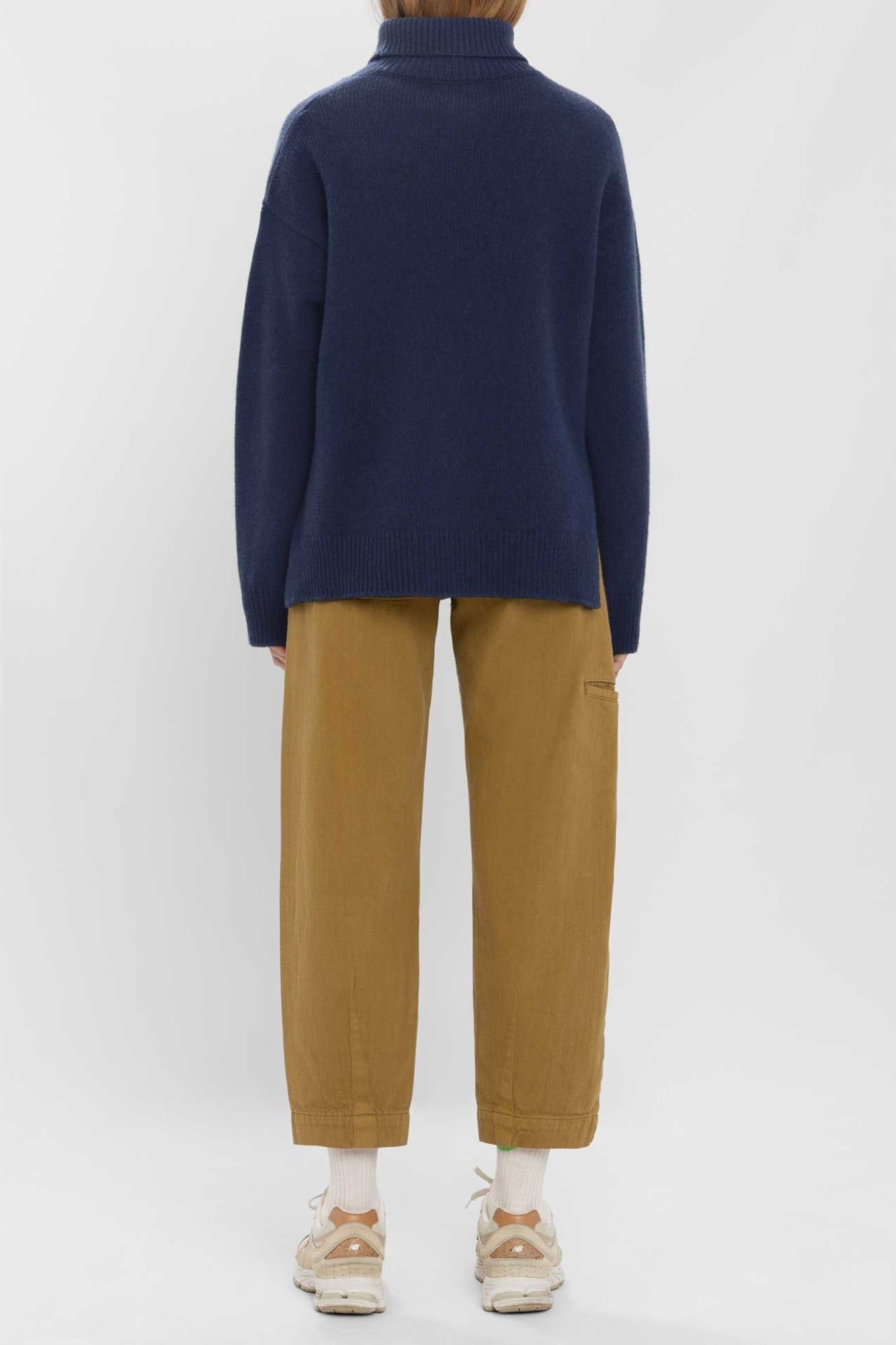 Isla High Neck Pullover Dark Blue