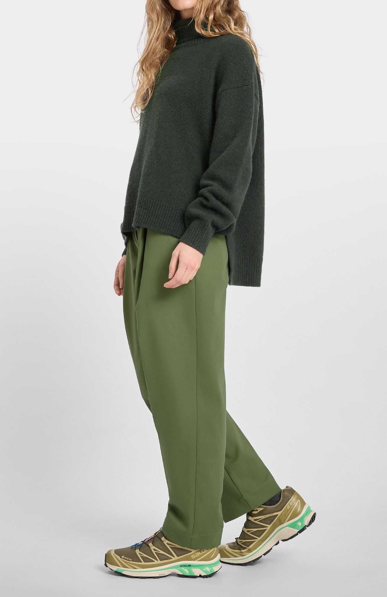 Isla High Neck Pullover Forest