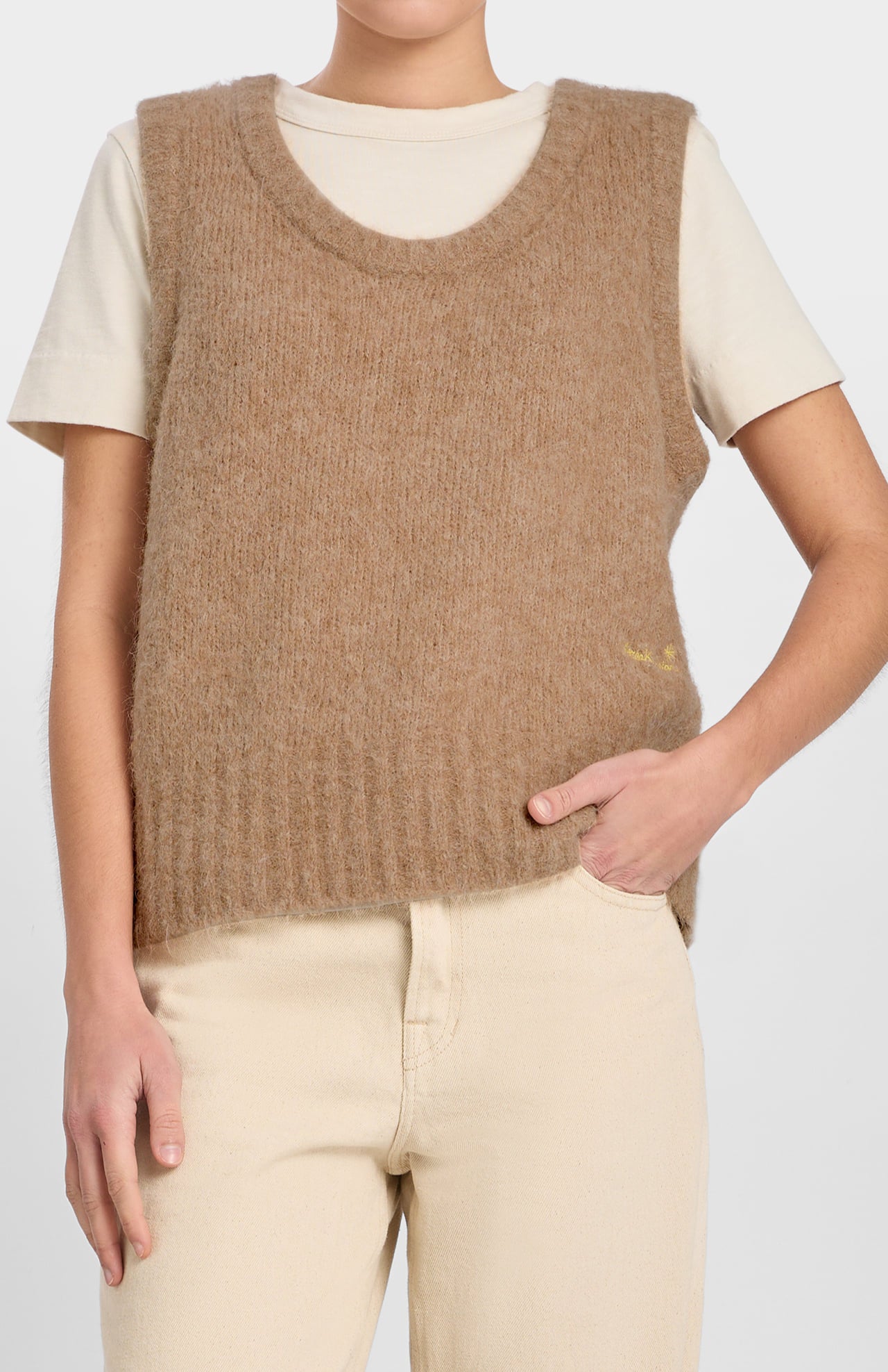 Zala Vest Pullover Tobacco