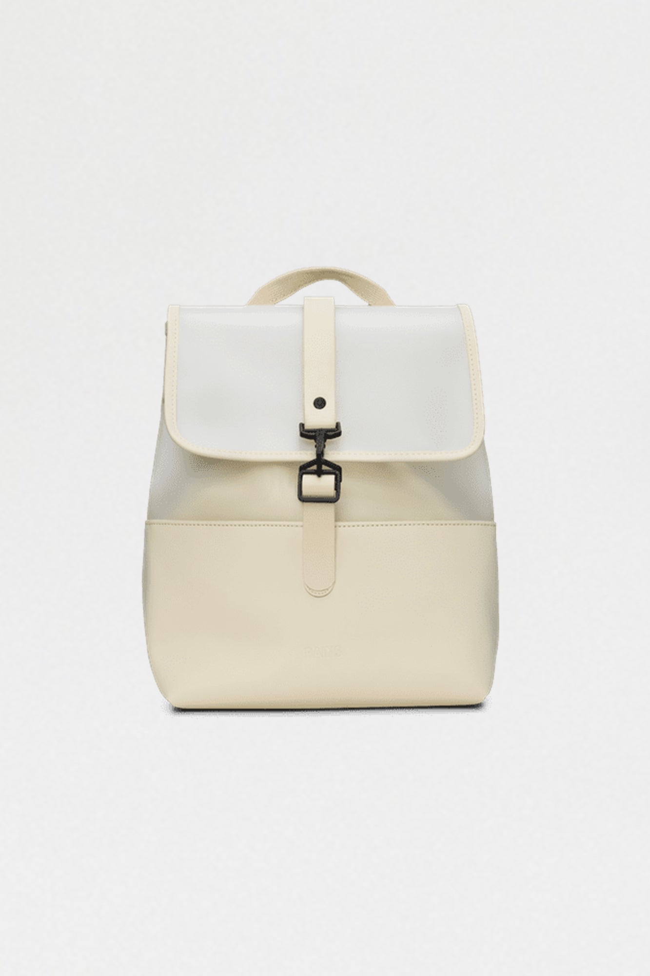 Split Bucket Backpack Whisper
