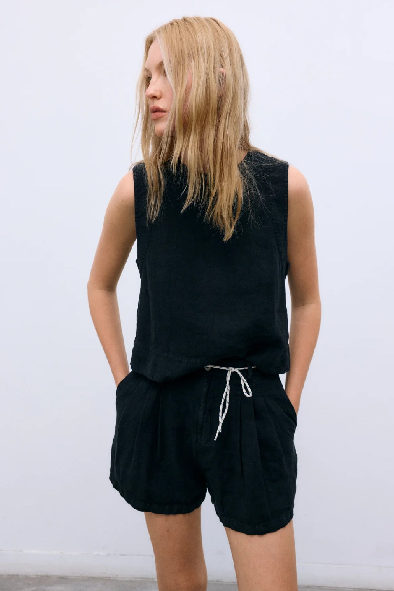 Melissa Linen Top Black