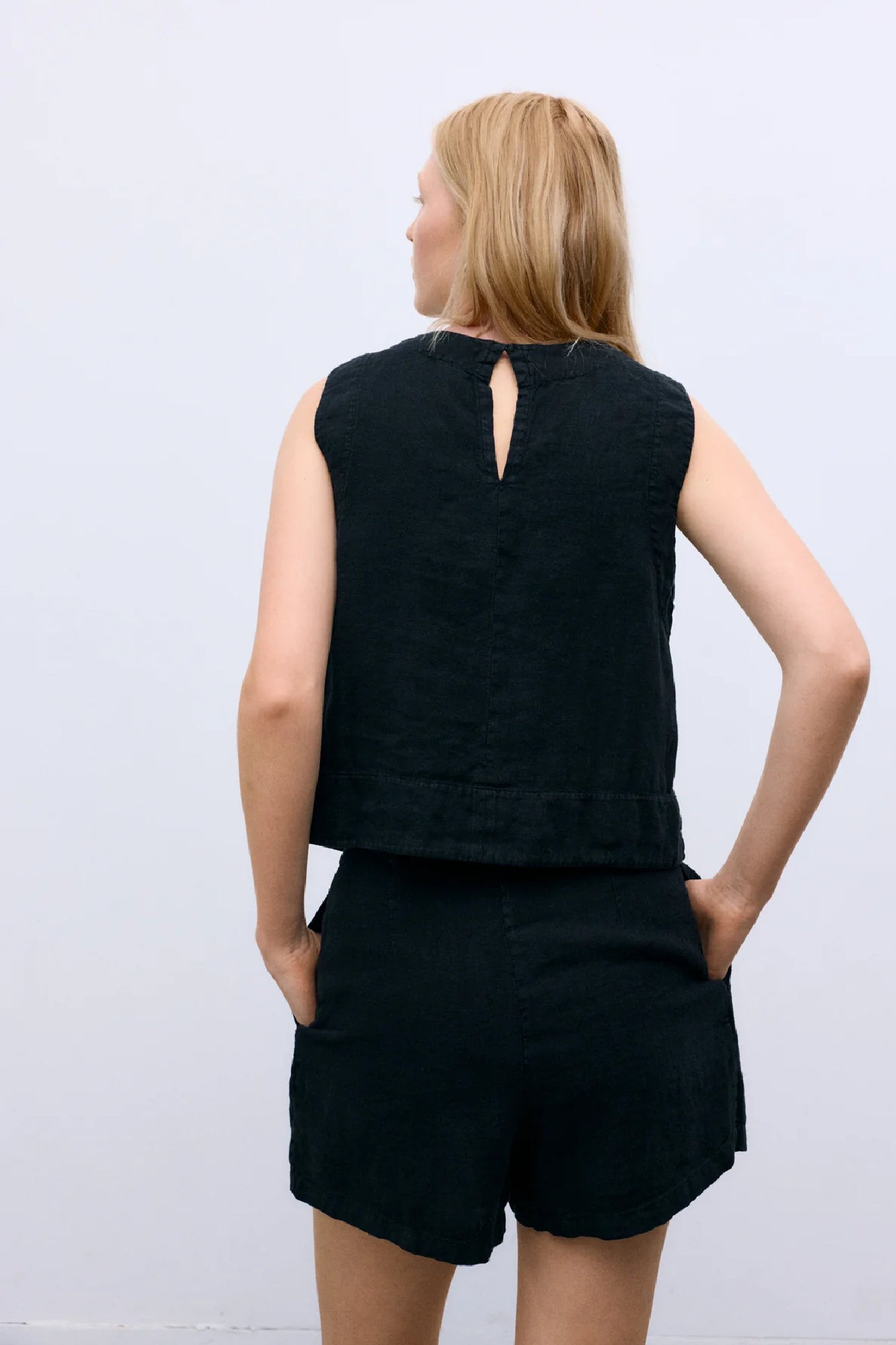 Melissa Linen Top Black