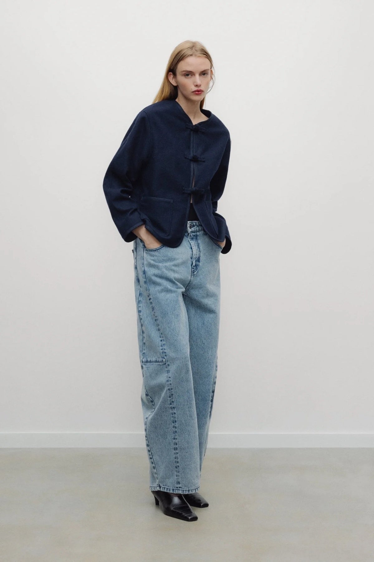 Indie Jacket Black Iris