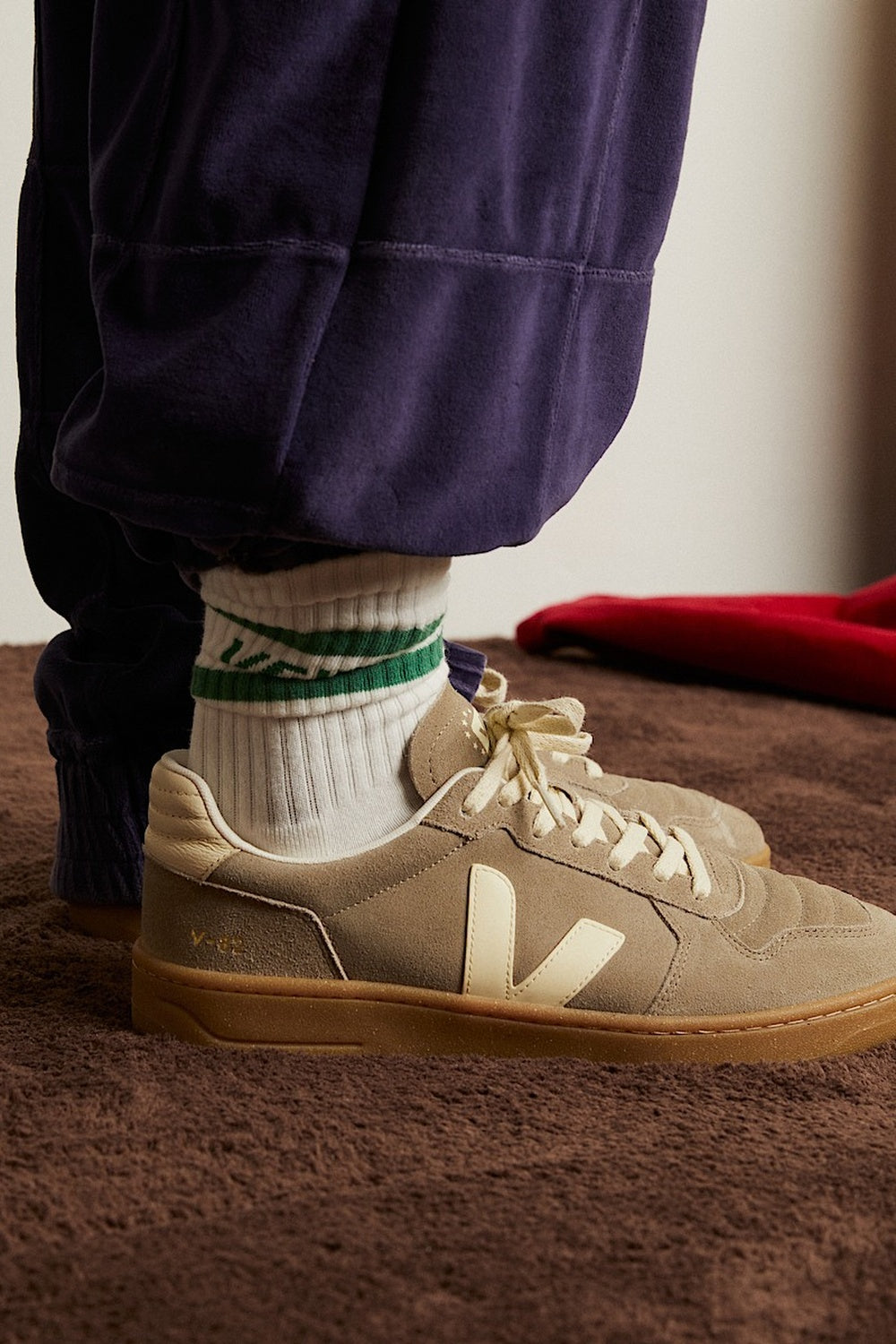 V-82 II Suede Taupe Calcaire Man