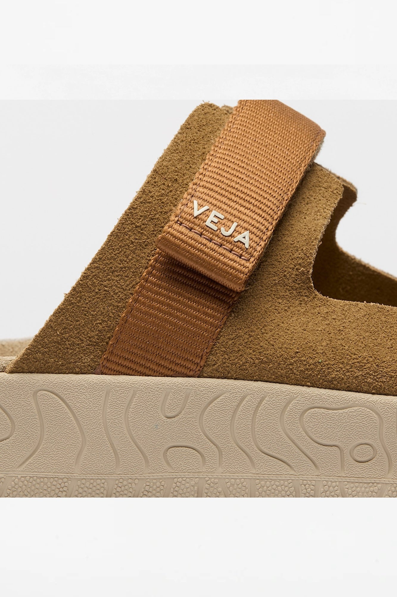 Arpoador Suede Tent Cognac Woman