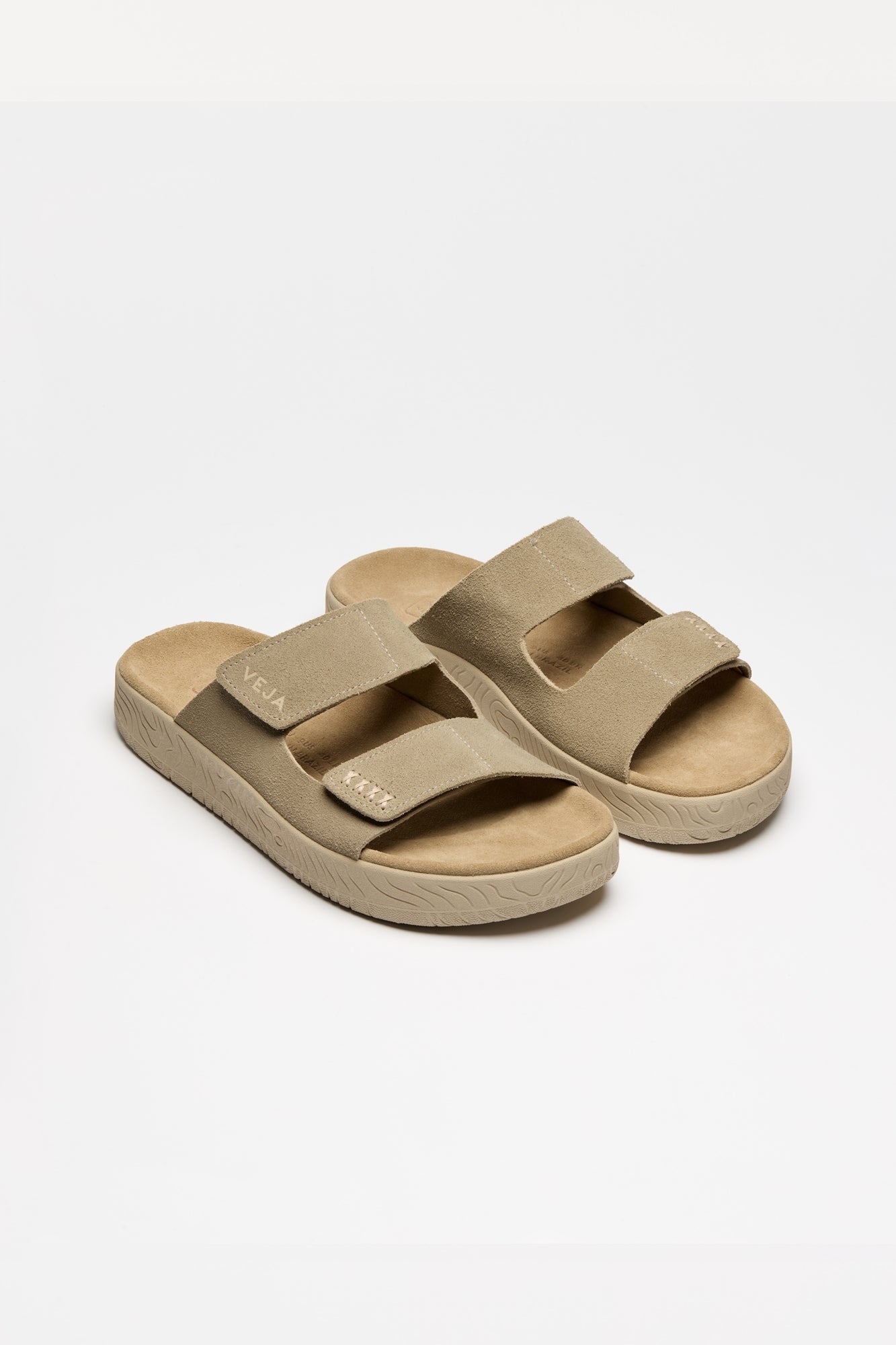 Etna Suede Taupe Almond Man